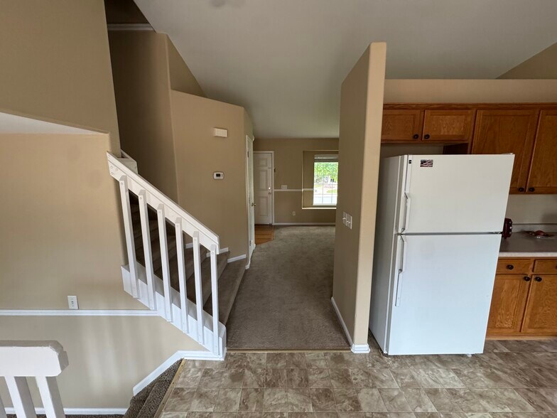 Building Photo - 4243 Gunbarrel Dr