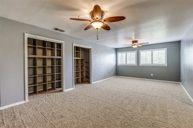 Building Photo - 4684 Old Pond Dr