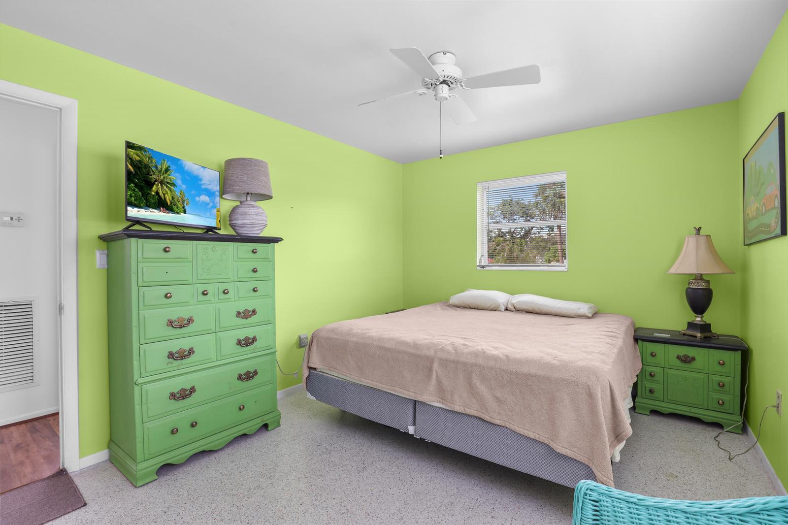 Building Photo - 9412 Bellewood St