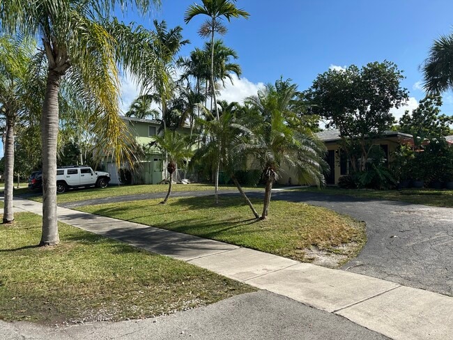 Building Photo - 8920 SW 149th Terrace