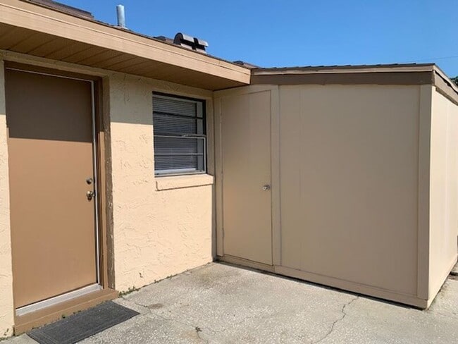 Building Photo - 3931 Spoonbill Ct