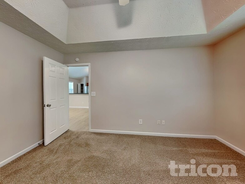 Building Photo - 216 Douthit Bridge Rd