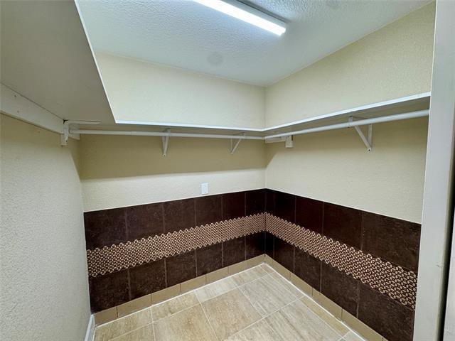 Building Photo - 5016 S I-35 Frontage Rd