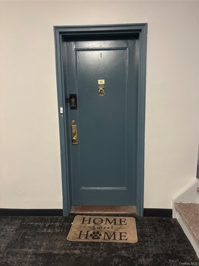 Building Photo - 77-11 35th Ave