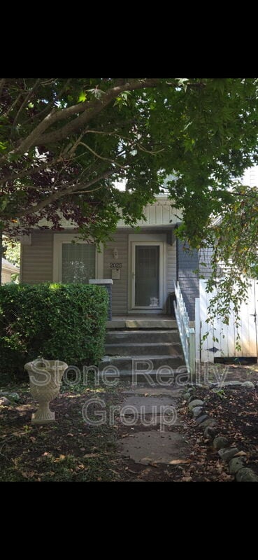 Primary Photo - 2025 S 7th St