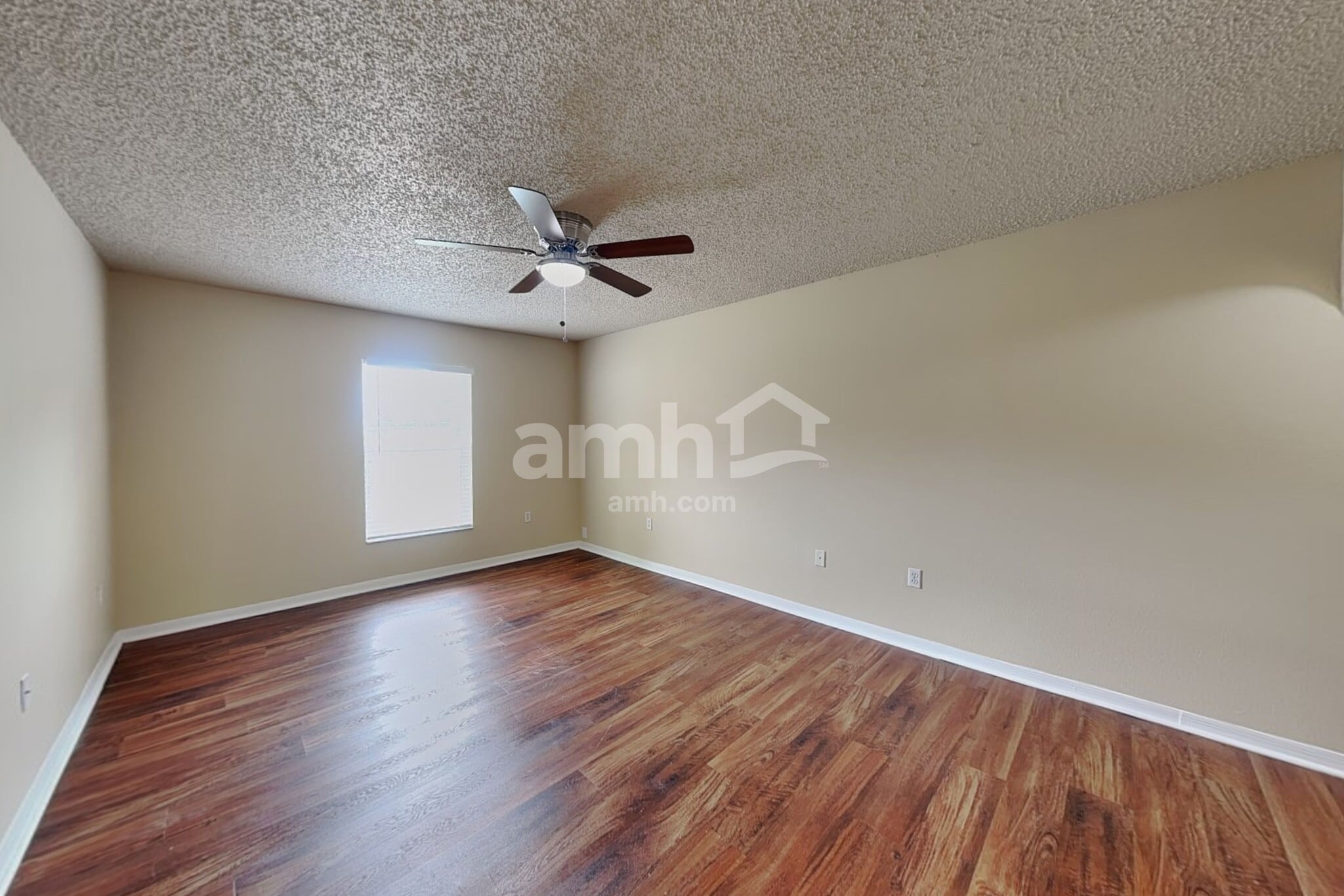 Building Photo - 224 Sawyerwood Pl