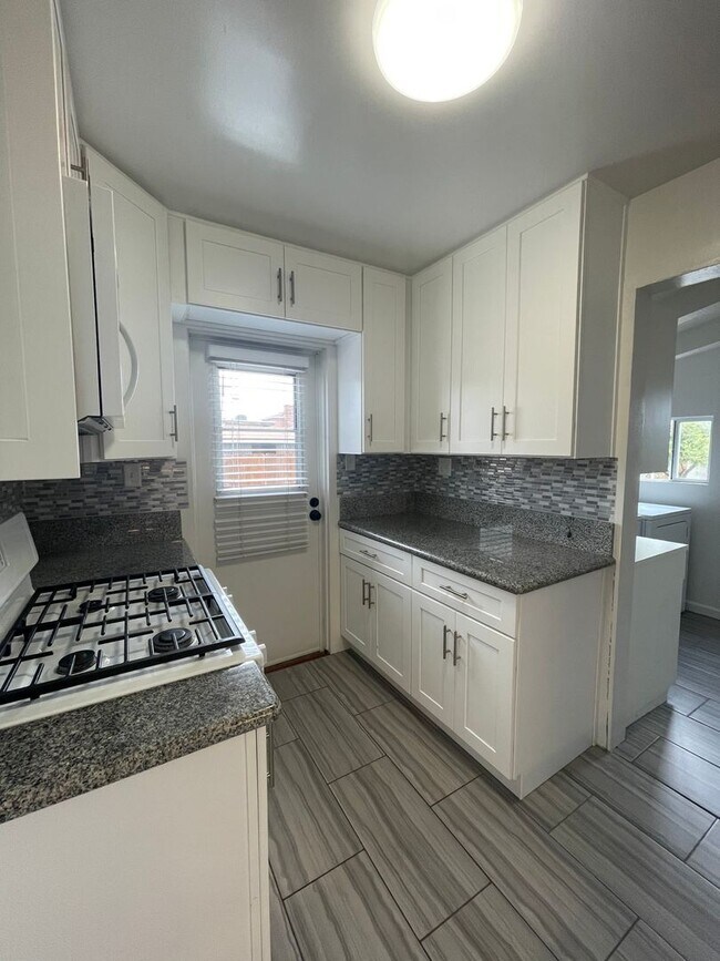 Building Photo - 7369-7371 Fulton St, San Diego, CA 92111