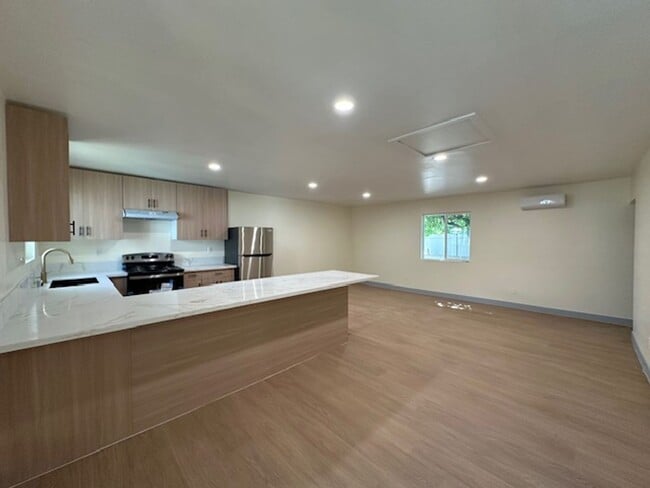 Building Photo - Just completed  brand new 3-bedroom, 2-bath ADU
