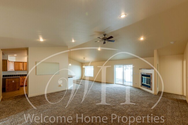 Building Photo - Spacious Home with Vaulted Ceilings