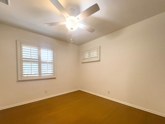 Building Photo - Spacious 3BR Home in Prime Burbank!