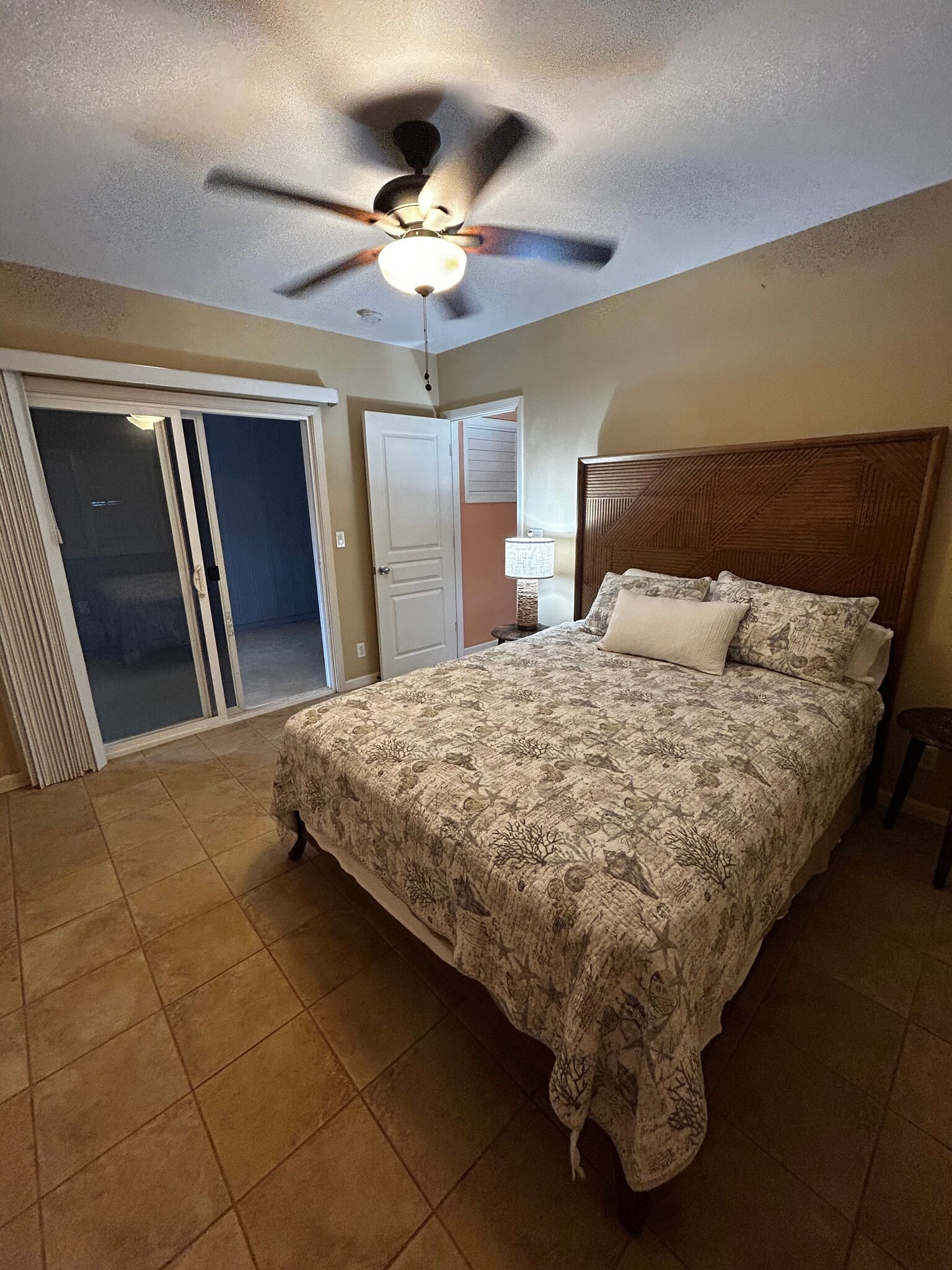 Building Photo - 5142 Lawai Rd