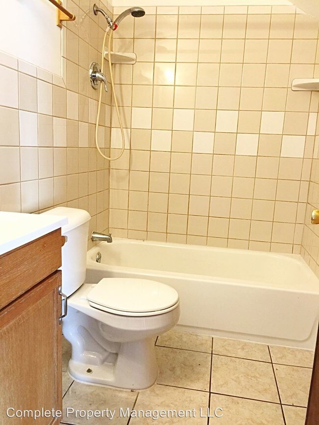 Building Photo - 1762 Lafayette Blvd