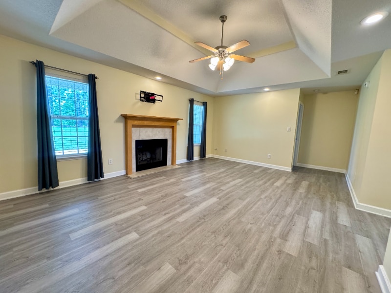 Building Photo - 3863 Heather Way