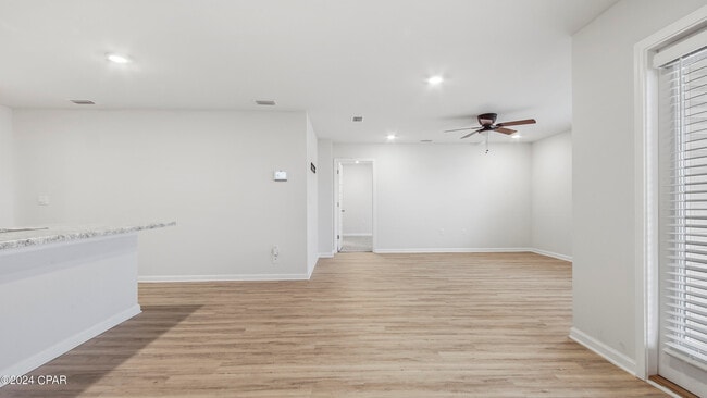 Building Photo - 5037 Rivergrass Dr