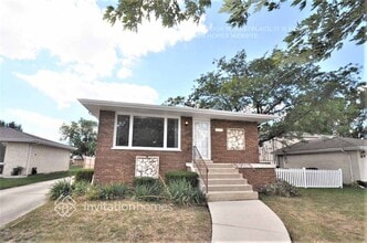 Building Photo - 16500 84th Ave