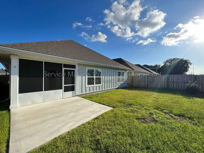 Building Photo - 5781 Danbury Blvd