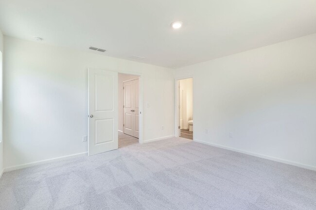 Building Photo - 3531 Cardinal Dr
