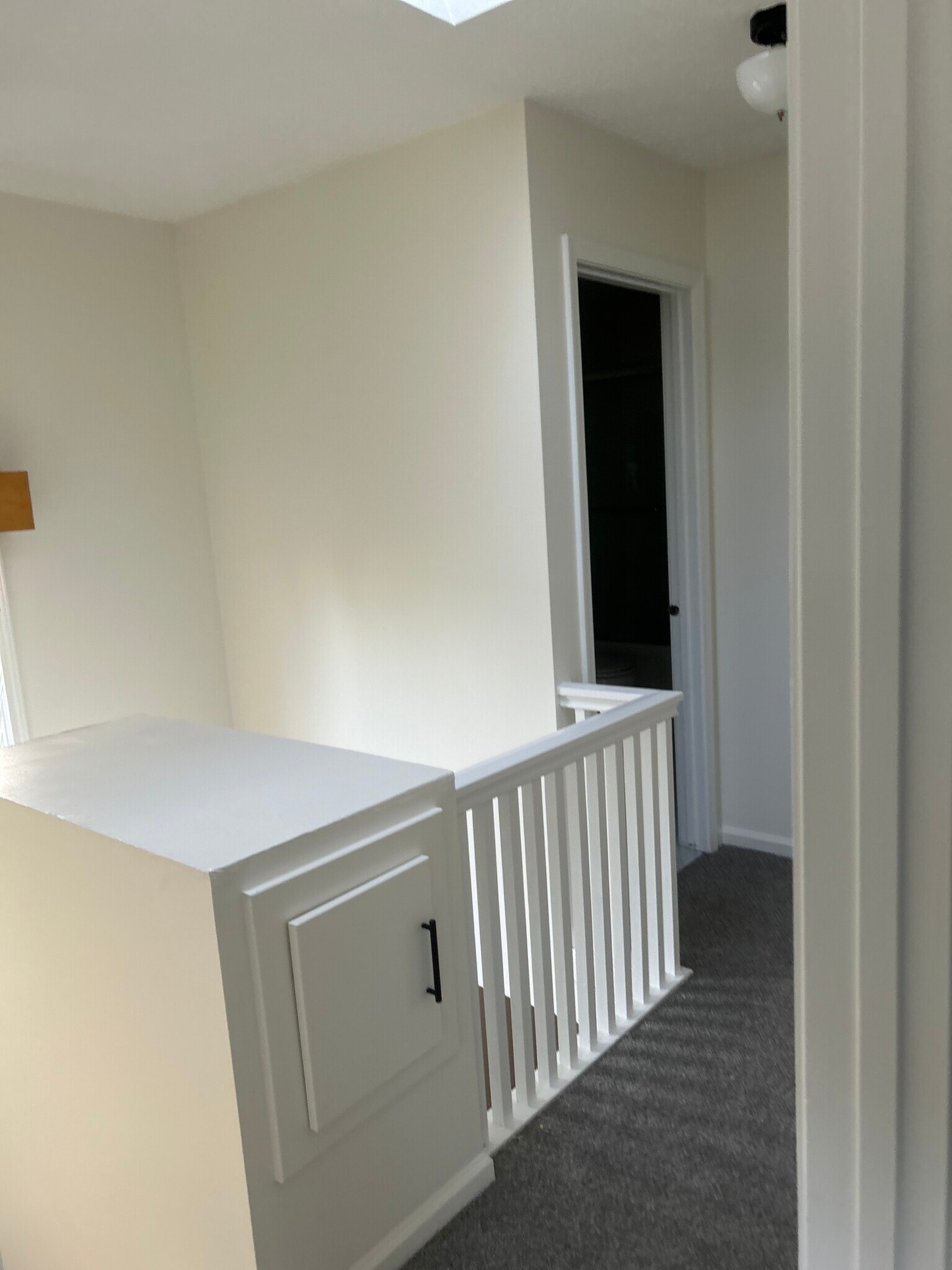 Building Photo - 694 Broadway