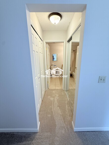 Building Photo - 7311 Amber Ln