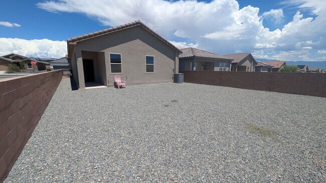 Building Photo - 748 Amatista Lp SE
