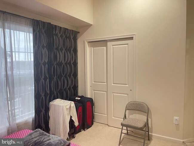 Building Photo - 43010 Paris Gap Square