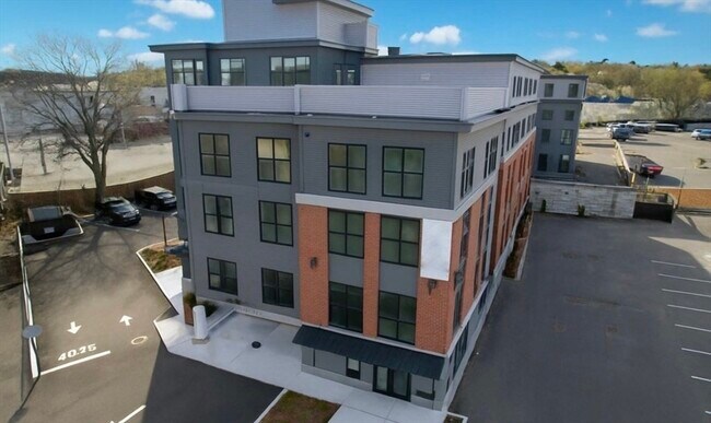 Building Photo - 71 Legacy Blvd