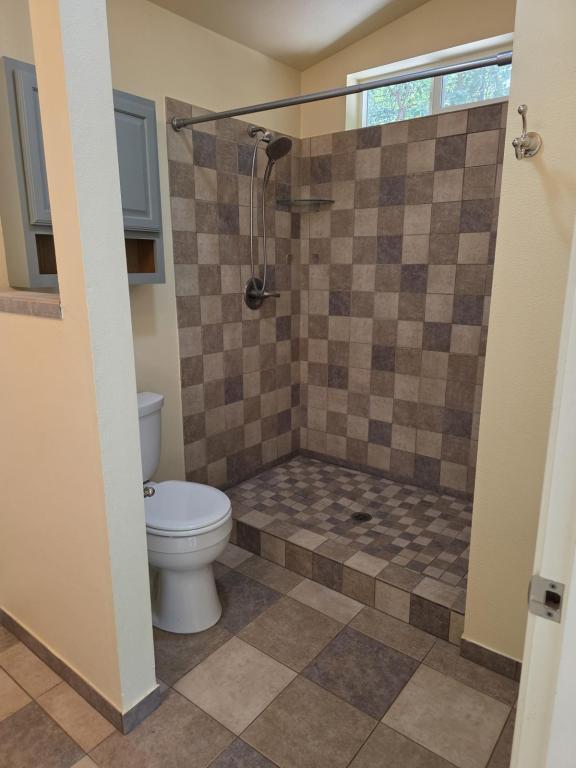 Building Photo - 444 Sheraton Dr