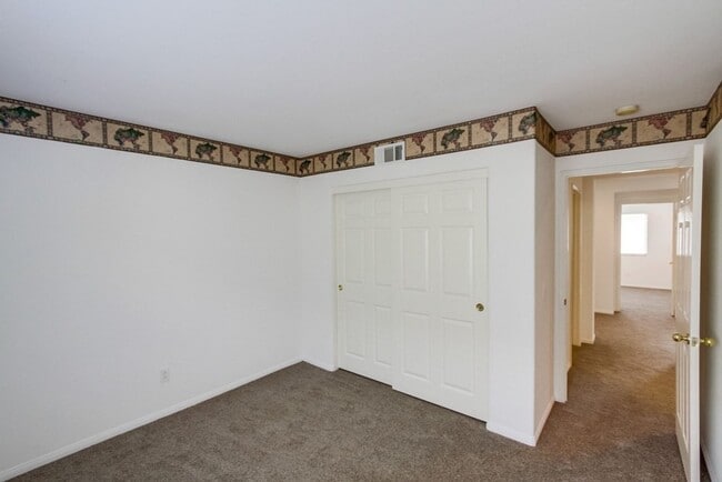 Building Photo - Westport @ Stonecrest