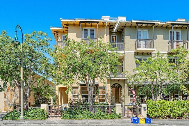 Building Photo - 811 S Federal Hwy