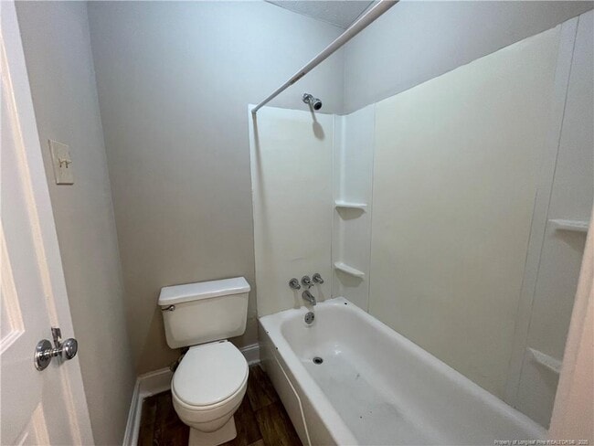 Building Photo - 3324 Gables Dr