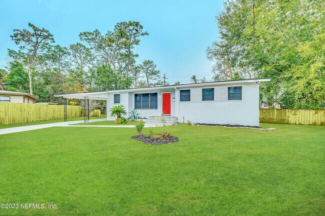 Building Photo - 2938 Charme Ct