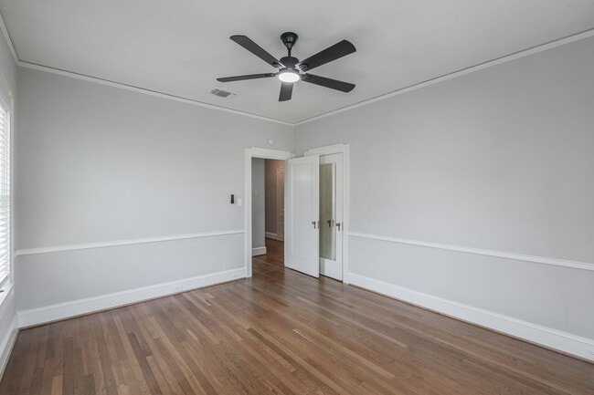 Building Photo - WONDERFUL BERKELEY LOCATION!  Immaculate One Story Craftsman!