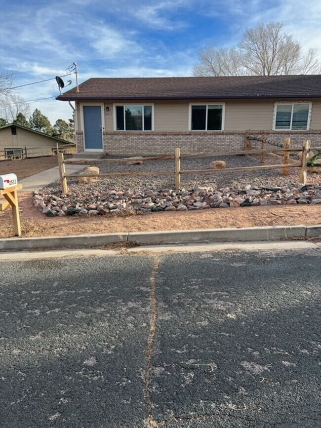 Building Photo - Park Place