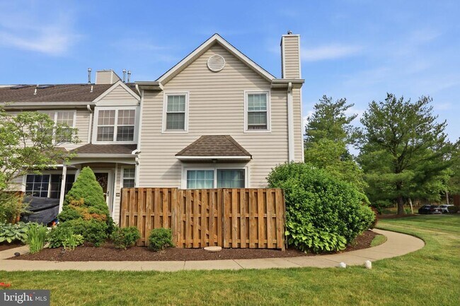 Building Photo - 6405 Spruce Mill Dr