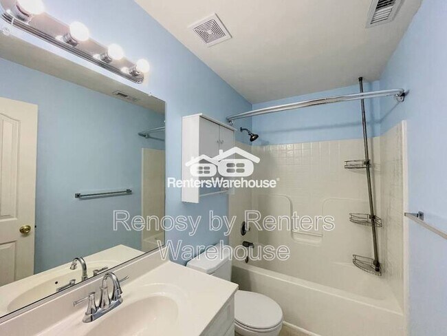 Building Photo - 171 Graystone Trce