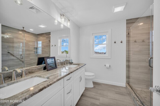 Building Photo - 1503 Grand Central Ave