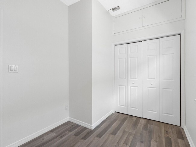 Building Photo - Affordable 3/1.5 West Tampa Home