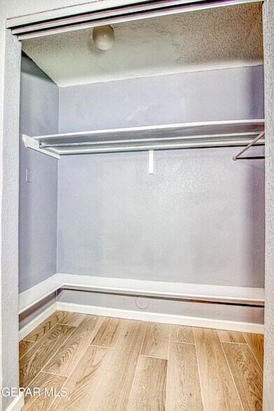 Building Photo - 12325 Tierra Bella Dr