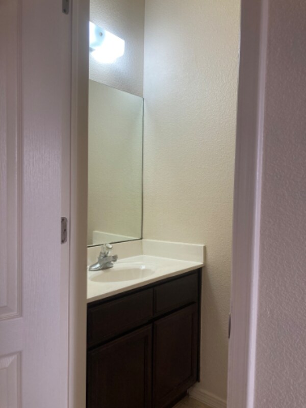 Building Photo - 5909 Cielo De Oro Pl