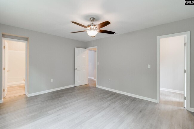 Building Photo - 6536 Shakespeare Rd