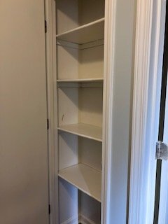 Building Photo - 503 E 6th St