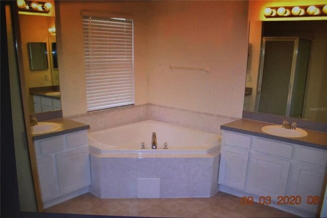 Building Photo - 4702 Tealwood Tr