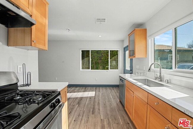 Building Photo - 15134 Friar St