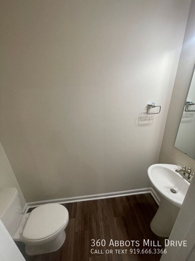 Building Photo - 360 Abbots Ml Dr