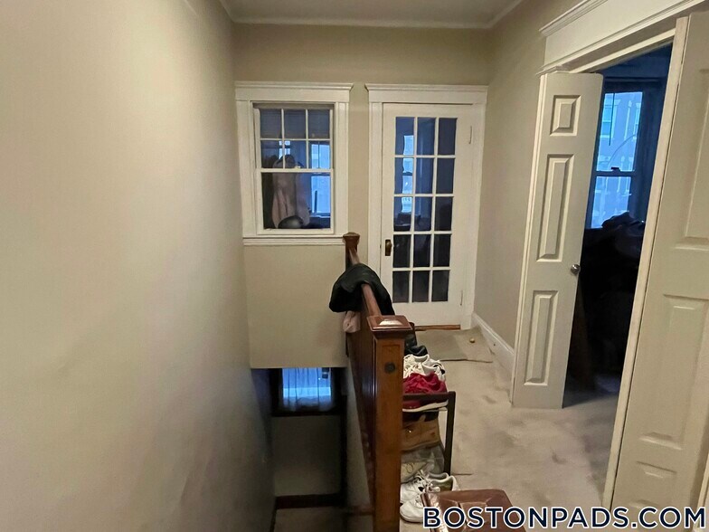 Building Photo - 101 Glenville Ave