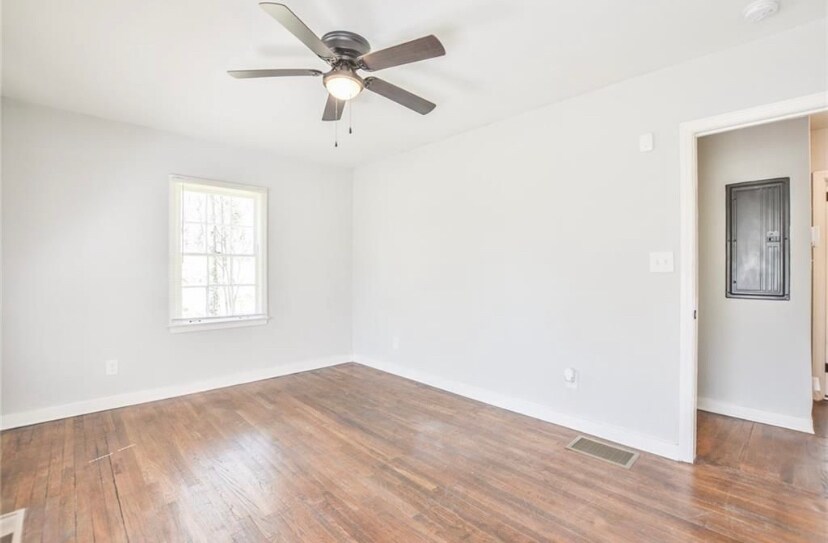 Bedroom #3 (all rooms big &amp; equal size) - 1407 Kennesaw Dr NW