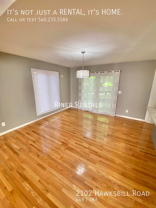 Building Photo - 2102 Hawksbill Rd