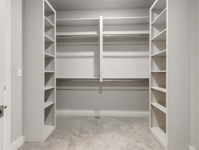 Building Photo - 14525 Rochefort Ln