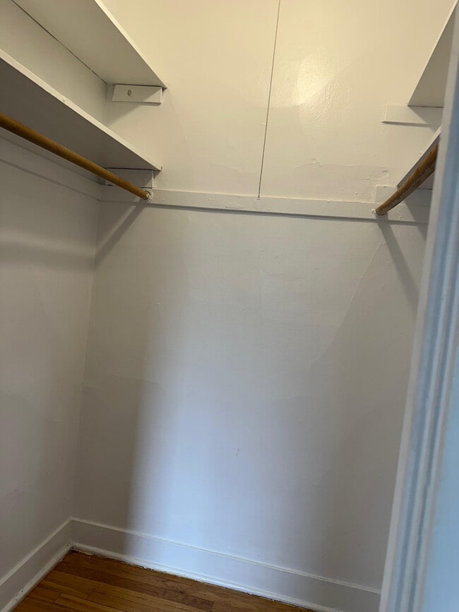 Building Photo - 6347 N Magnolia Ave