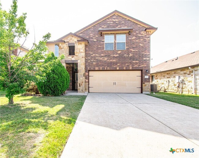 Primary Photo - 1207 Fawn Lily Dr